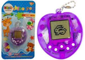 Tamagotchi Violet elektronikus játék rövid lánccal 4009